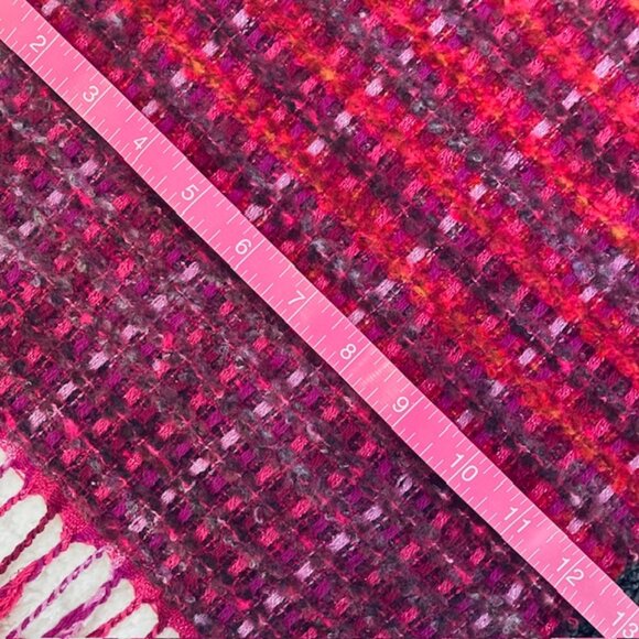 Victoire Mathieu Paris Vintage Pink Purple Metallic Wool Blend Designer Scarf - Picture 9 of 9